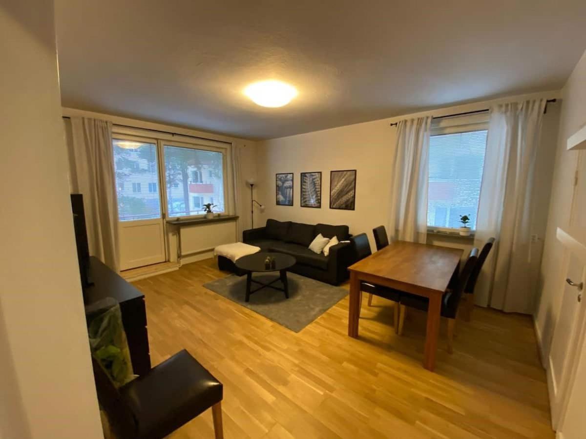 Flatin Erbjuder Laegenheter I Soedra Stockholm Leilighet Eksteriør bilde